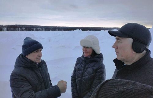Сегодня в Тат. Янтыке проходит встреча жителей с главой сельского поселения
