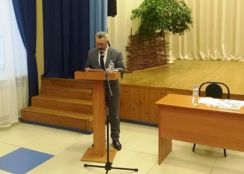 Сегодня в Тат. Янтыке проходит встреча жителей с главой сельского поселения