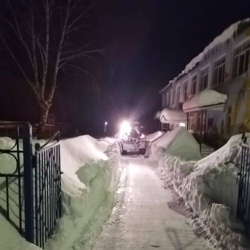 В Лаишевском районе у водителей частной снегоуборочной техники на ближайшие двое суток плотный график работы