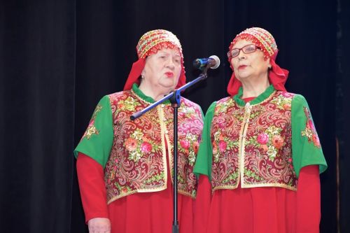 В РДК Лаишева выступили участники возрастного фестиваля «Балкыш / Сияние»