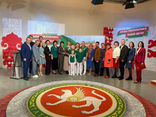 Педагог Малоелгинской школы стала участницей телепередачи