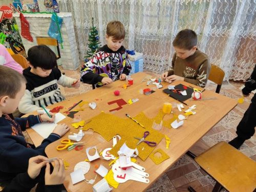 В Пелевской школе каникулы проводят весело и с пользой