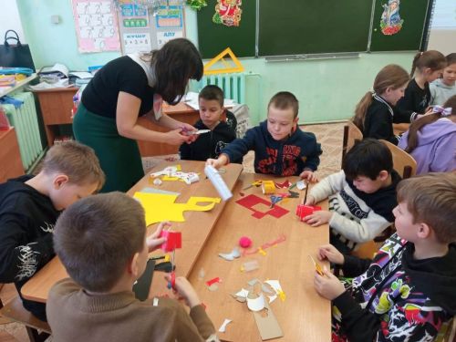 В Пелевской школе каникулы проводят весело и с пользой