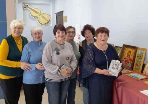 Галина Коршунова иҗади күргәзмәне үзенең 85 еллыгына багышлады