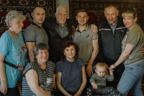 Социаль яклау үз тәрбияләнүчеләрен котлады.
