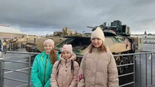 Лаеш районы укучылары НАТОның трофей техникасы үрнәкләре белән таныштылар