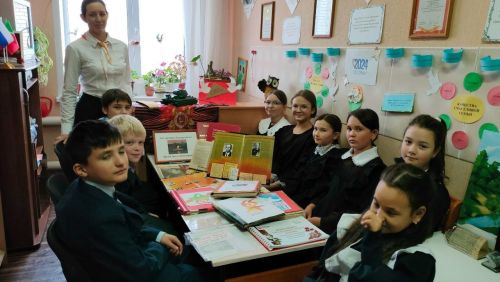 Учащиеся Лаишевского района приняли участие в акции «Улицами героев»