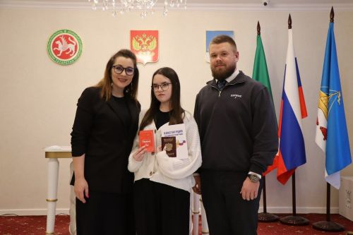 Фоторепортаж с церемонии вручения паспортов школьникам Лаишевского района
