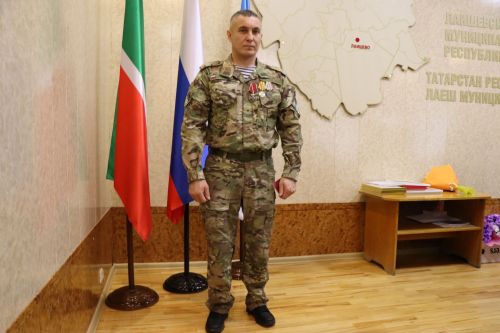 Сегодня в Лаишево вручили орден Мужества участнику специальной военной операции Дмитрию Иванову