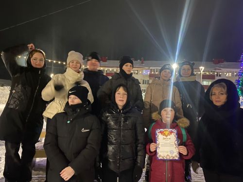 Лаешта төп чыршы янында күңелле эстафеталар узды