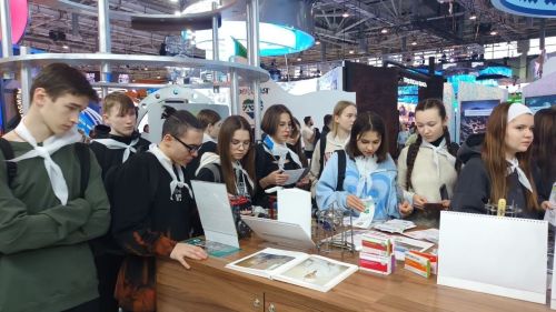 Активисты Лаишевского района побывали на Международной выставке-форуме «Россия»