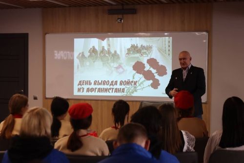 Участник Афганской войны встретился с лаишевскими школьниками и студентами