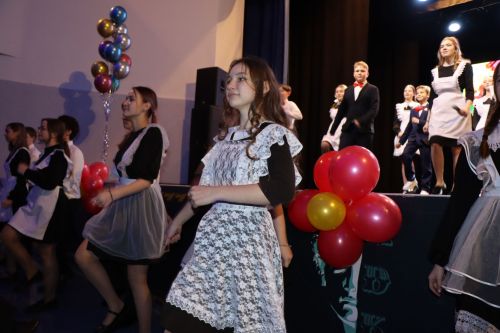 Школу №2 имени Героя Советского Союза Б.К.Кузнецова поздравили с 40-летним юбилеем