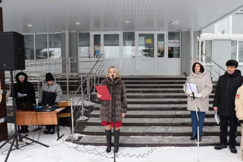 В лаишевской школе №2 открыли мемориальную доску в память о первом директоре Валентине Иванове