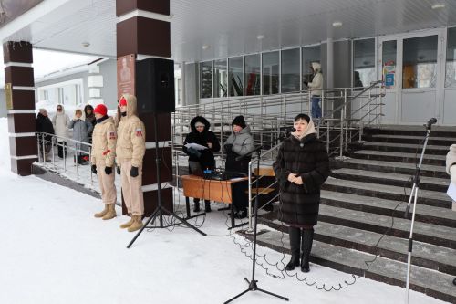 В лаишевской школе №2 открыли мемориальную доску в память о первом директоре Валентине Иванове