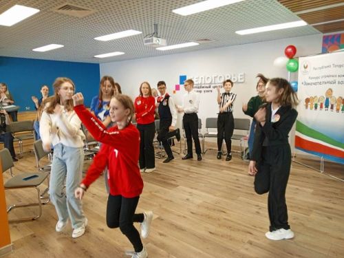 Отрядные вожатые показали отличное знание ПДД и умение вести за собой детей