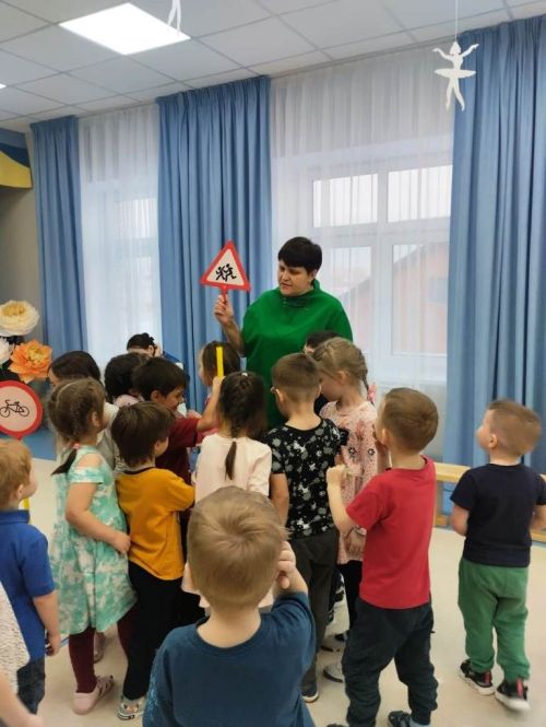 Юидовцы Державинской школы побывали в гостях у ребят детского сада «Йолдызкай»