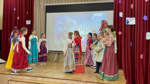Жительниц Лаишевского района с праздником поздравили музыкально