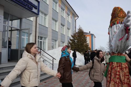 Сегодня в Лаишевском техникуме отметили Широкий четверг