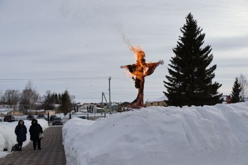 Сегодня в Лаишевском техникуме отметили Широкий четверг