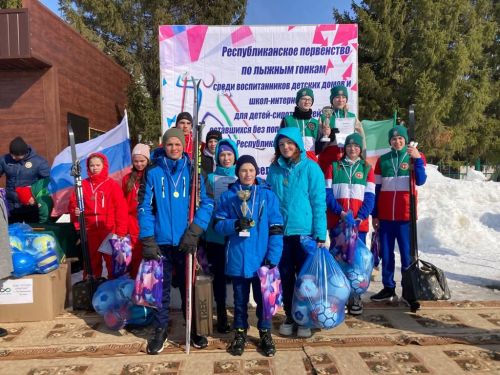 На XII республиканском первенстве по лыжным гонкам лидировала сборная Лаишевского детдома