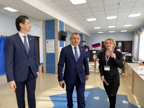 Глава Лаишевского района отдал свой голос на выборах Президента России