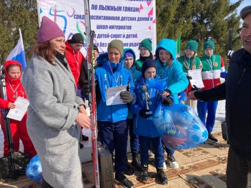 На XII республиканском первенстве по лыжным гонкам лидировала сборная Лаишевского детдома