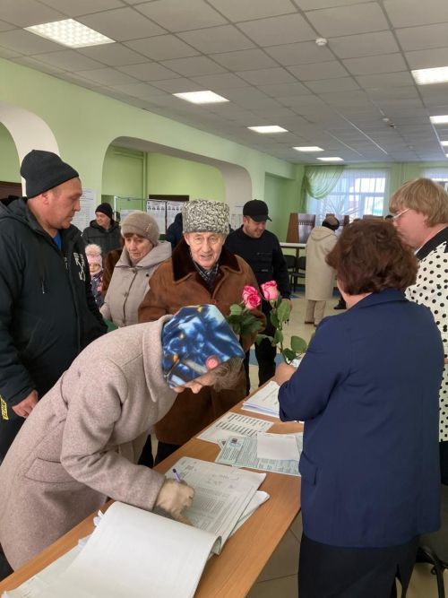 Жители Лаишевского района в Прощеное воскресенье продолжали активно голосовать