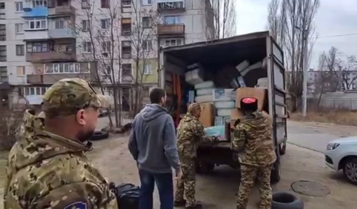 Коляски, продукты и средства гигиены для инвалидов доставили в Рубежное татарстанские волонтеры