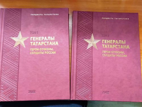 Лаишевская библиотека встречает весну с новыми книгами