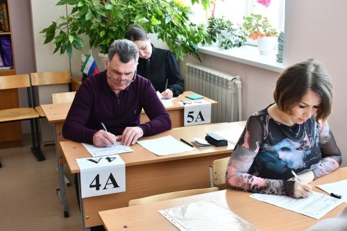 Родители выпускников Лаишевского района приняли участие в акции «Сдаем ЕГЭ всей семьей»