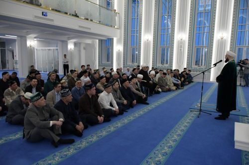 В Соборной мечети г.Лаишево прошел первый ифтар