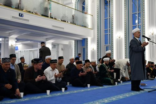 В Соборной мечети г.Лаишево прошел первый ифтар