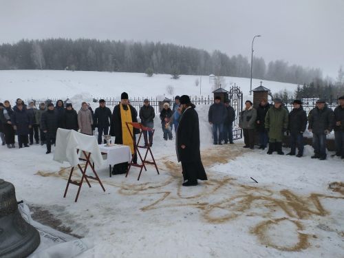 Колокол — первый голос церкви: установлен колокол Благовест на колокольне строящейся церкви в с. Среднее Девятово Лаишевского района РТ