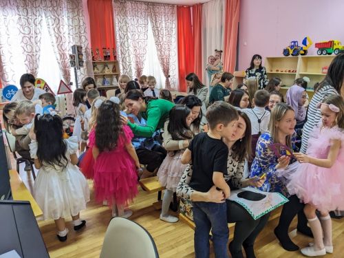 Воспитанники Усадской прогимназии Лаишевского района устроили праздник для мам