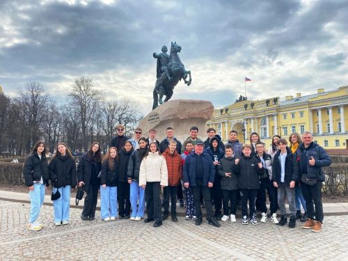 На каникулах сокуровские школьники посетили Санкт-Петербург