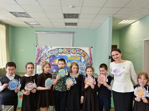 Квест — игра ко Дню космонавтики прошла для учеников Орловской школы
