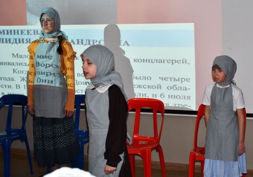 В музее г. Лаишево школьники показали постановку о детях войны Лаишевского района.