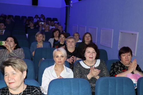 Работников органов местного самоуправления поздравили с профессиональным праздником