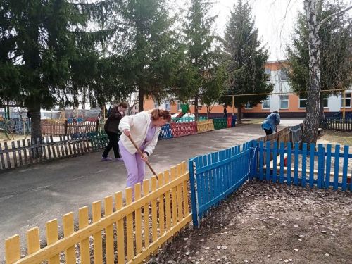 Моем, чистим, убираем: лаишевцы вышли на субботник