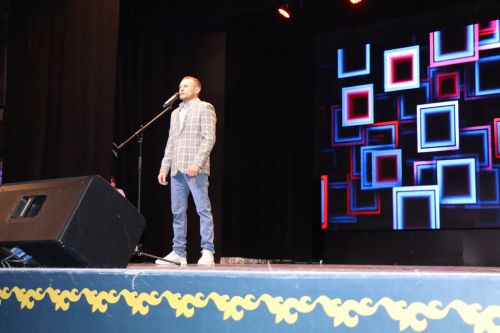 Работников органов местного самоуправления поздравили с профессиональным праздником
