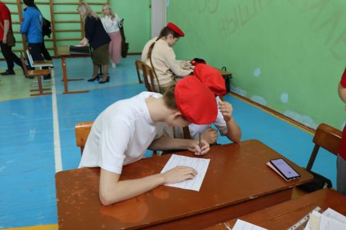 Сегодня школьники Лаишевского района играют в «Зарницу»