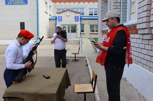 Сегодня школьники Лаишевского района играют в «Зарницу»