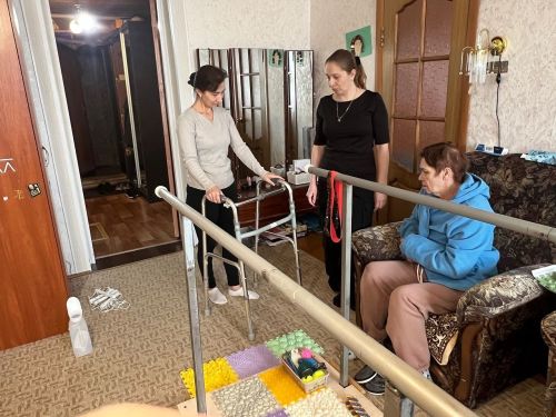 Жители Лаишевского района участвуют в «Школе реабилитации и ухода»