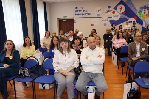 В Лаишевской гимназии № 1 делились опытом родительские комитеты