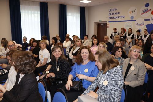 В Лаишевской гимназии № 1 делились опытом родительские комитеты