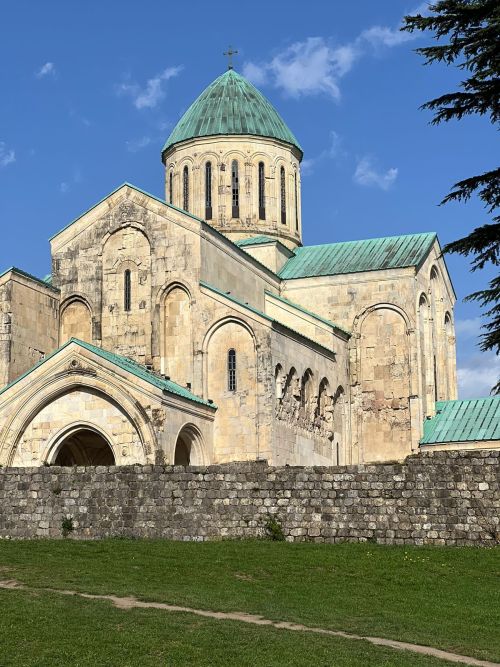 Фотографиями поездки в Грузию через Владикавказ поделилась Гульнара Мухутдинова