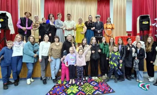 Театральное наслаждение для сердца: «Любовь и голуби» в Большекабанском СДК