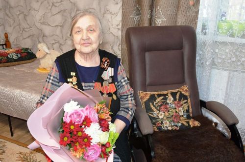 Глава Лаишевского района поздравил бывших узниц концлагерей и жительниц блокадного Ленинграда с Днем Победы