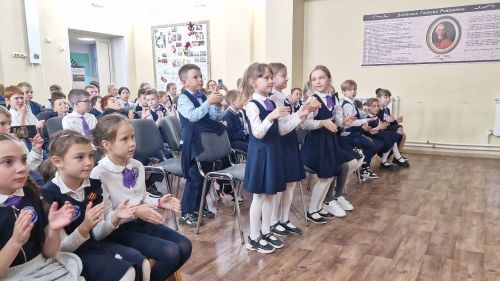 Артисты филармонии выступили перед учениками из Лаишевского района